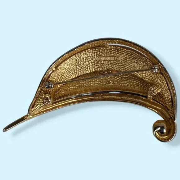 Vintage Boucher Gold Tone Pearl Swirl Brooch - Picture 4 of 7